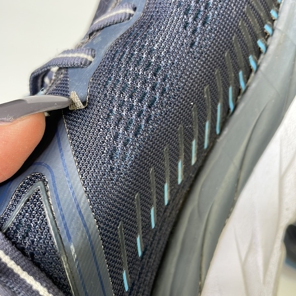 Hoka one one M Bondi 7 ombré blue provincial Mens size 11.5 - Picture 13 of 13